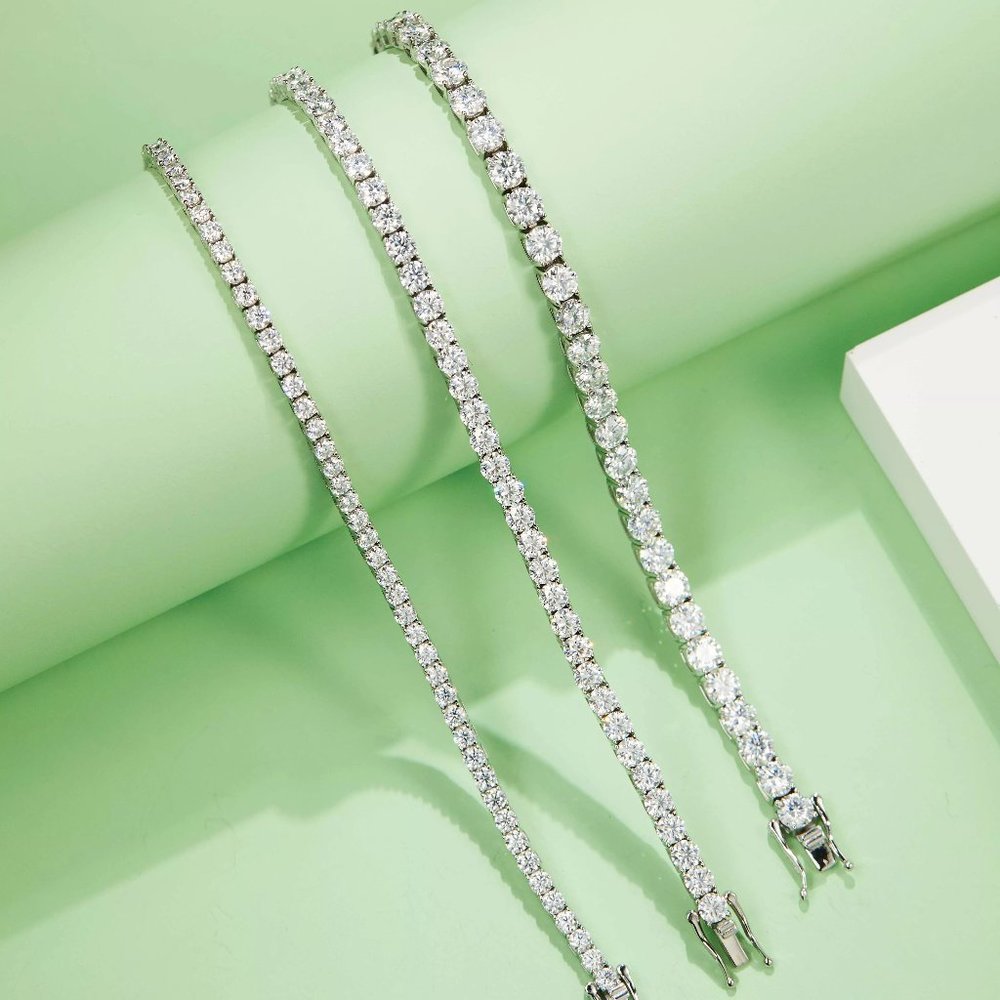 5.5-Carats Tennis Bracelet 7" GRA Certified Moissanite Diamonds Sterling Silver - Picture 5 of 9